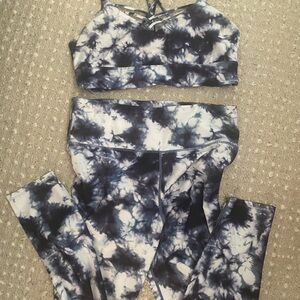 JOY LAB SET!! Tie dye bottoms XL sports bra L